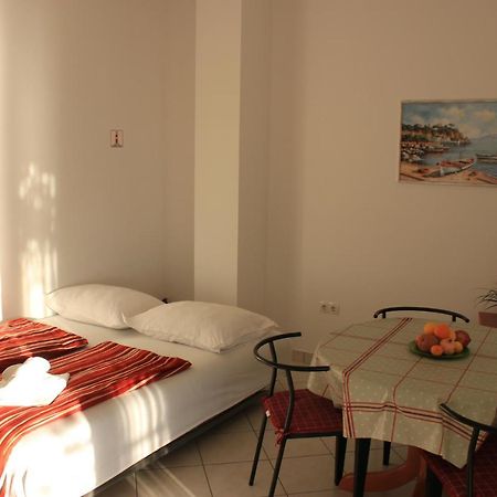 Pile Apartments 5 Omiš Extérieur photo